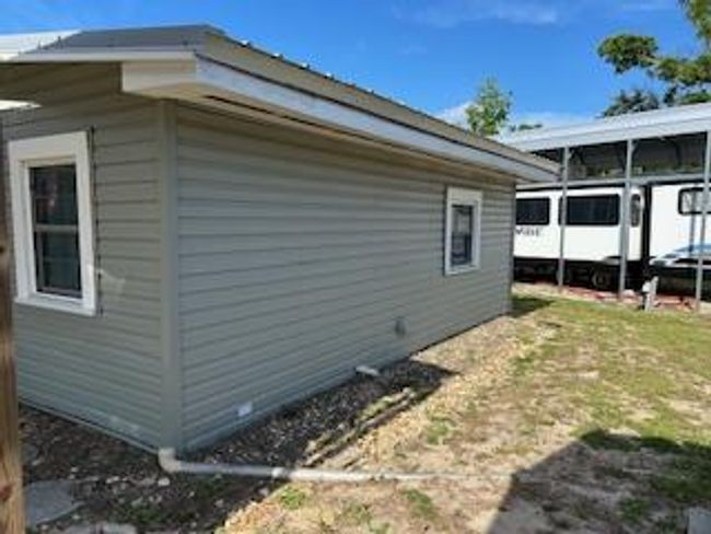 1605 Fenway Ave, House other with 2 bedrooms, 2 bathrooms and 1 parking in STEINHATCHEE FL | Image 4