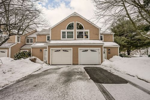 1-1 Merganser Way, Walpole, MA, 02081-4323 | Card Image