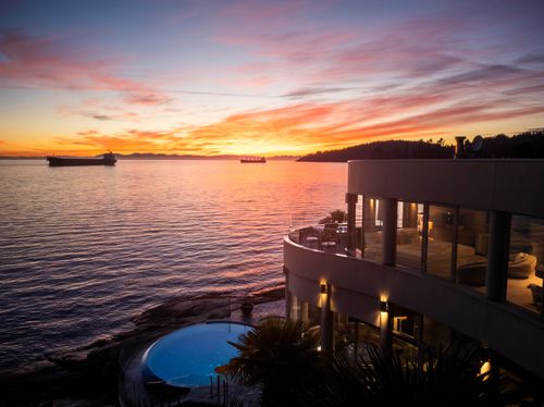 3912 Marine Dr, West Vancouver, BC, V7V1N4 | Card Image