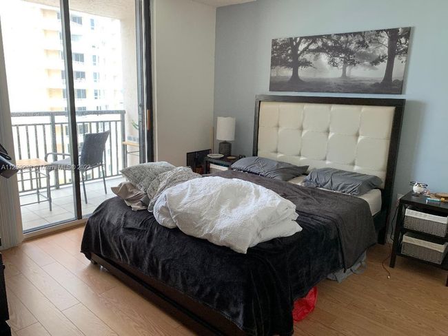 APT-1420 - 540 Brickell Key Dr, Condo with 1 bedrooms, 2 bathrooms and null parking in Miami FL | Image 10