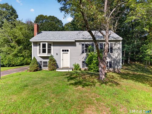 6 Hemlock Cir, Clinton, CT, 06413-1418 | Card Image
