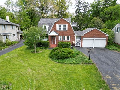 7121 North Lima Road, Poland, OH, 44514 | Card Image