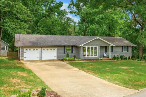 3350 Oak Burr Drive, Chattanooga, TN, 37419 | Card Image