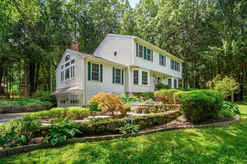 10 Kristy Dr, Bethel, CT, 06801-3001 | Card Image