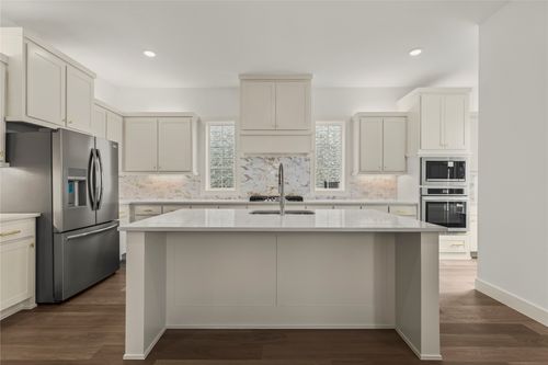 15668 Gladeside Ave, Frisco, TX, 75033-1868 | Card Image