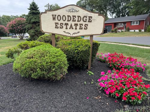 apt-1-42 Woodedge Ave, Edison, NJ, 08817-3914 | Card Image