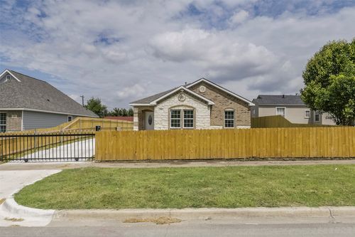 2506 S Denley Dr, Dallas, TX, 75216-2528 | Card Image