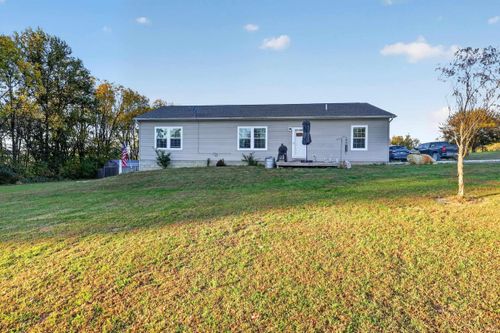 1986 E Hunter Hill Rd, Attica, IN, 47918-7749 | Card Image