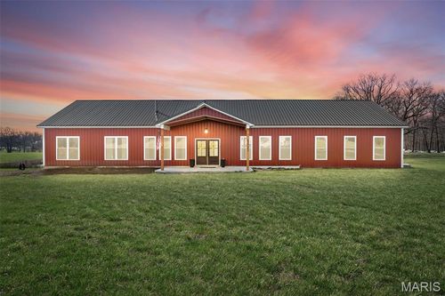 101 Mcintyre Ln, Silex, MO, 63377-3267 | Card Image