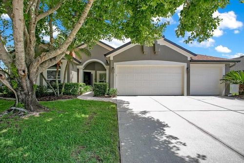 2405 Blossomwood Dr, Oviedo, FL, 32765-4612 | Card Image