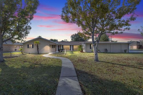 4900 E Saint Charles Ave, Lake Charles, LA, 70605-6753 | Card Image