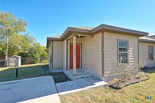 145 Rosedale Ave, New Braunfels, TX, 78130-6902 | Card Image