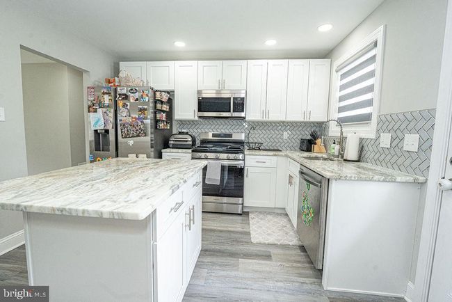 29 Holyoke Dr, House other with 4 bedrooms, 3 bathrooms and null parking in DELRAN NJ | Image 5