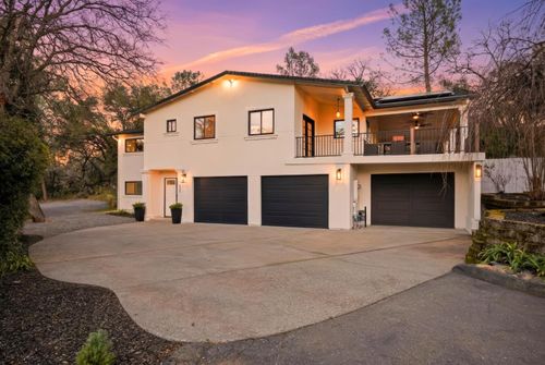 958 Herr Way, Auburn, CA, 95603-3910 | Card Image