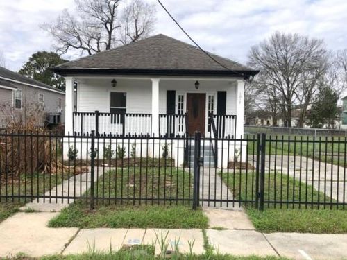 1012 Delery St, New Orleans, LA, 70117-1446 | Card Image