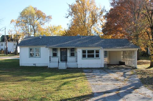 840 E Dorris Ave, Mountain Grove, MO, 65711-1821 | Card Image