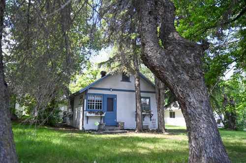 4738 50 St, Sylvan Lake, AB, T4S1G6 | Card Image