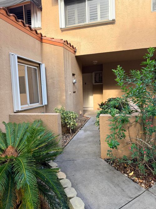 612 N University Dr, Plantation, FL, 33324-1487 | Card Image