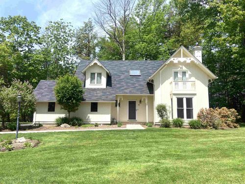 40 Hampton Ct, Laconia, NH, 03246-4090 | Card Image