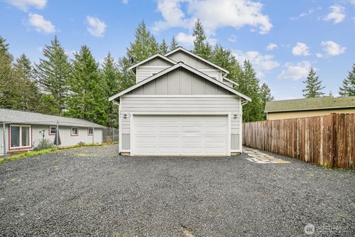 741 Ne Larson Boulevard, Belfair, WA, 98528 | Card Image