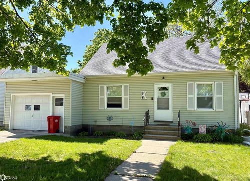 1228 Elm St, Webster City, IA, 50595-1927 | Card Image