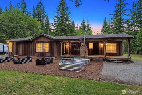 32213 Se 270th St, Ravensdale, WA, 98051-9615 | Card Image