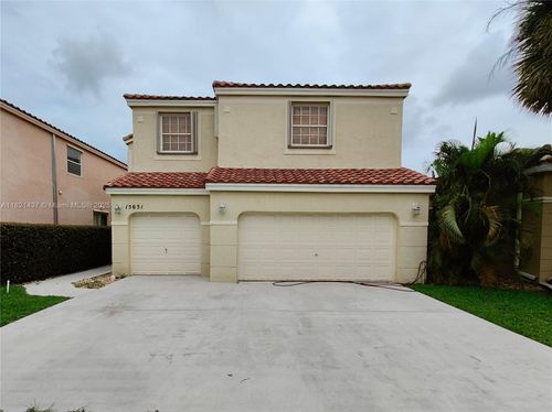 15651 Nw 14th Ct, Pembroke Pines, FL, 33028-1642 | Card Image