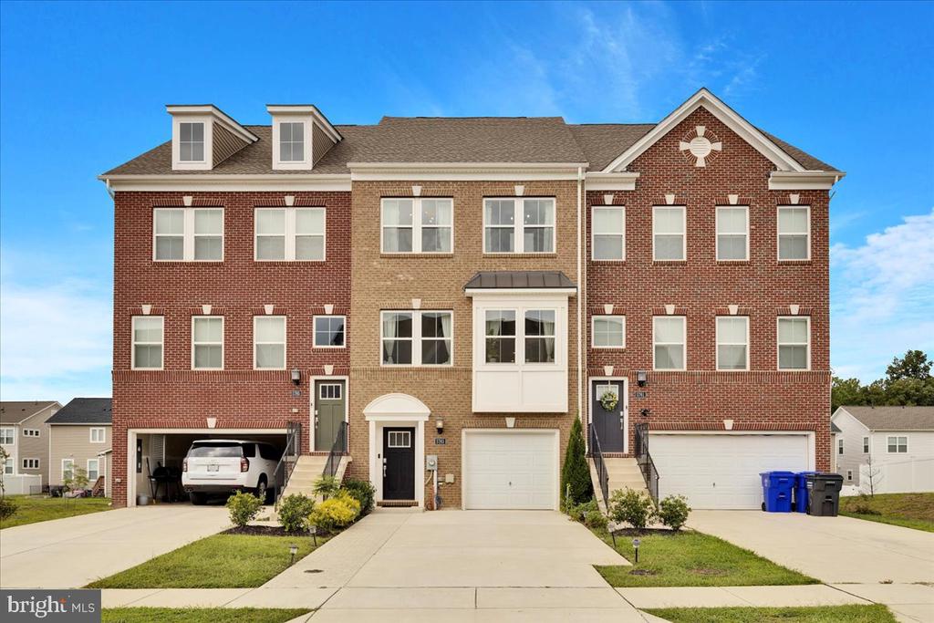 Frederick Douglas Pl, White Plains, MD 20695