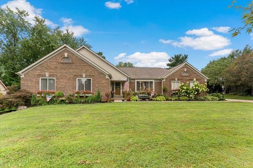1379 Boone Aire Rd, Florence, KY, 41042-1201 | Card Image