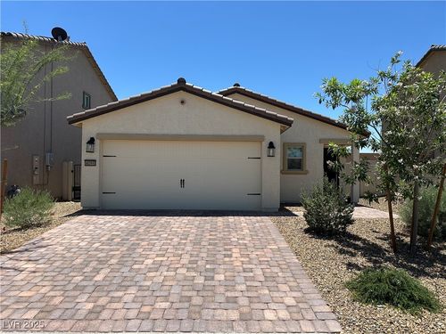 6755 Warthog Ave, Las Vegas, NV, 89156-7126 | Card Image