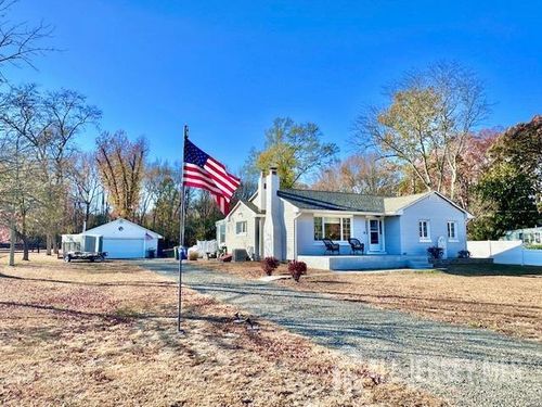 304 New Rd, Evesham, NJ, 08053-2660 | Card Image