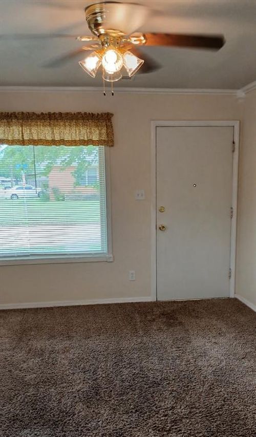 837 S Stahl Drive, Midwest City, OK, 73110 | Card Image