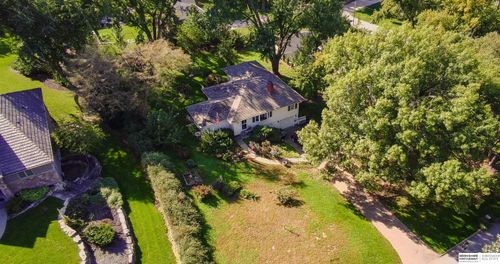 7833 Jackson Street, Omaha, NE, 68114 | Card Image