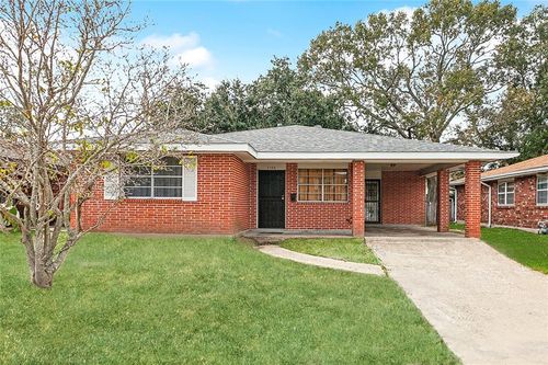 3108 Danny Park, Metairie, LA, 70002-5718 | Card Image