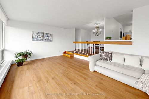 1410-455 Sentinel Road, North York, ON, M3J1V5 | Card Image