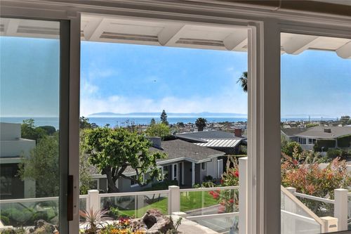 428 Cabrillo Ter, Corona Del Mar, CA, 92625-2601 | Card Image