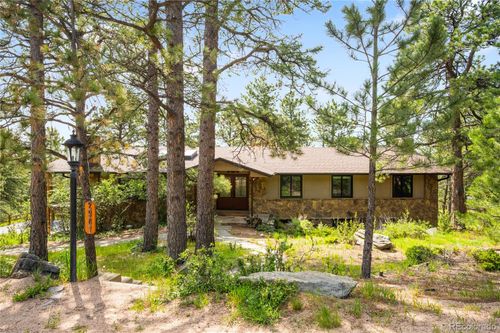 2907 Hiwan Dr, Evergreen, CO, 80439-8951 | Card Image