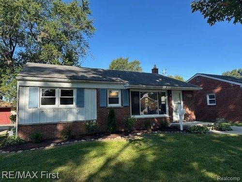 12023 Columbia, Redford, MI, 48239-2577 | Card Image
