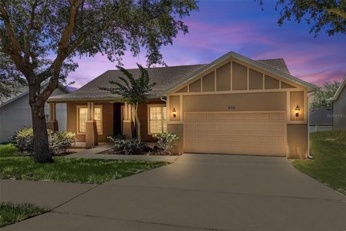 904 White Oak Way, MINNEOLA, FL, 34715-1017 | Card Image