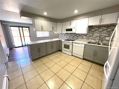 1887 Independence St, Lakewood, CO, 80215-2946 | Card Image