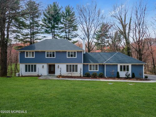 9 Longview Dr, Holmdel, NJ, 07733-1655 | Card Image