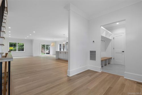 a-75 Orchard Ave, Rye, NY, 10580-2808 | Card Image