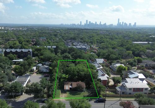 1806 Fortview Rd, Austin, TX, 78704-7652 | Card Image