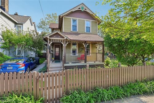 1111 Clark Ave, Cleveland, OH, 44109-1823 | Card Image