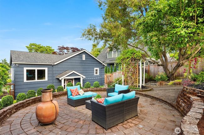 3833 24th Avenue W, House other with 3 bedrooms, 2 bathrooms and 1 parking in Seattle WA | Image 36