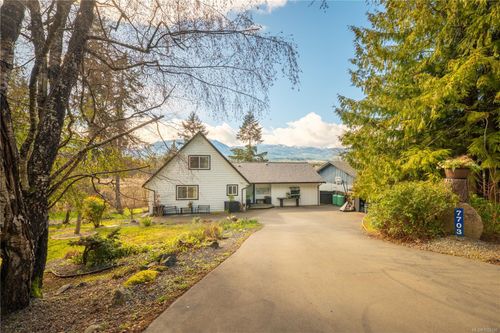 7703 Tozer Rd, Fanny Bay, BC, V0R1W0 | Card Image
