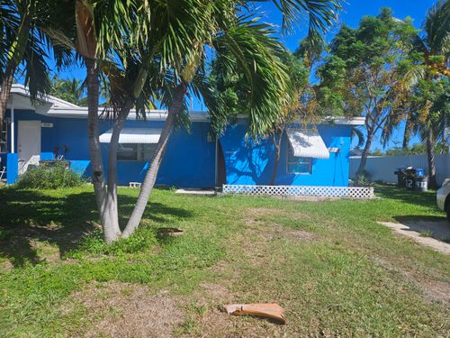 908 66th Street Ocean, Marathon, FL, 33050-2757 | Card Image
