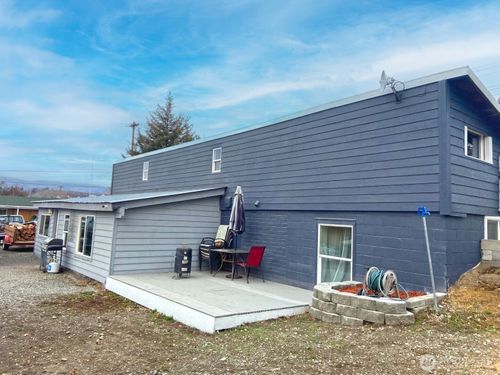 522 Locust St, Omak, WA, 98841-9383 | Card Image