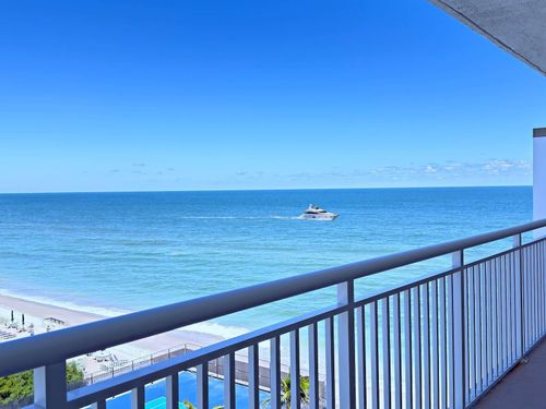 927-3546 S Ocean Blvd, South Palm Beach, FL, 33480-5739 | Card Image