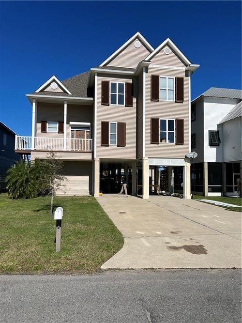 104 Timber Canal Ln, Port Sulphur, LA, 70083-2360 | Card Image